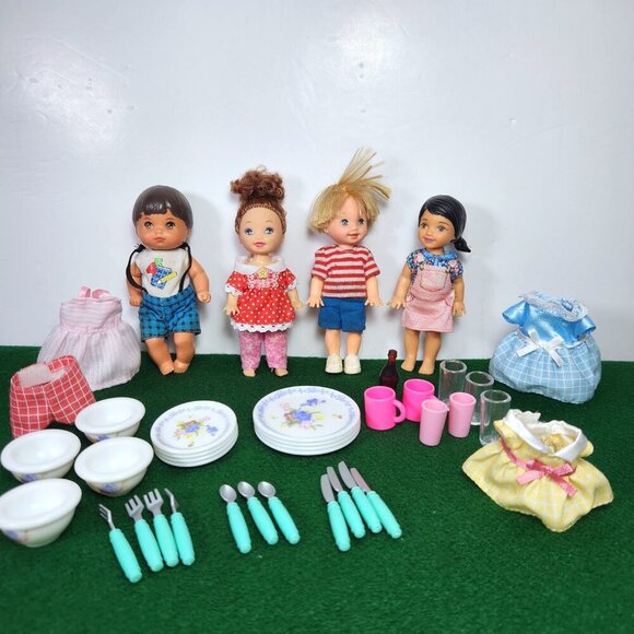 Barbie & Tommy Doll Careers Student Doll Lot of 4 Play Dining Set - Picture 1 of 9